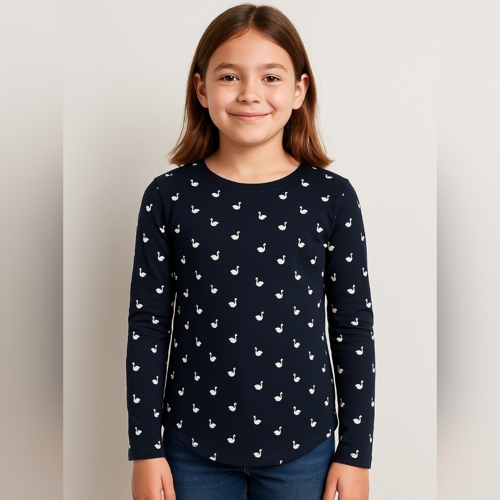 Old Navy Swan Tee